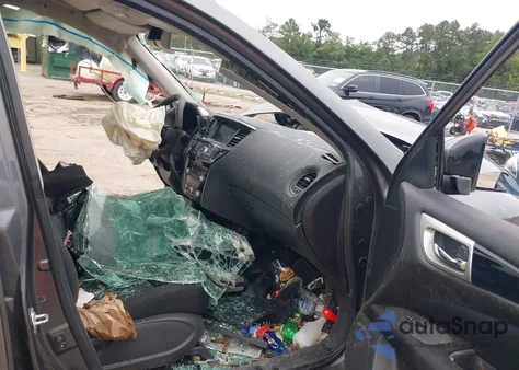 2017 Nissan Pathfinder S from USA, damaged, VIN 5N1DR2MM8HC622495